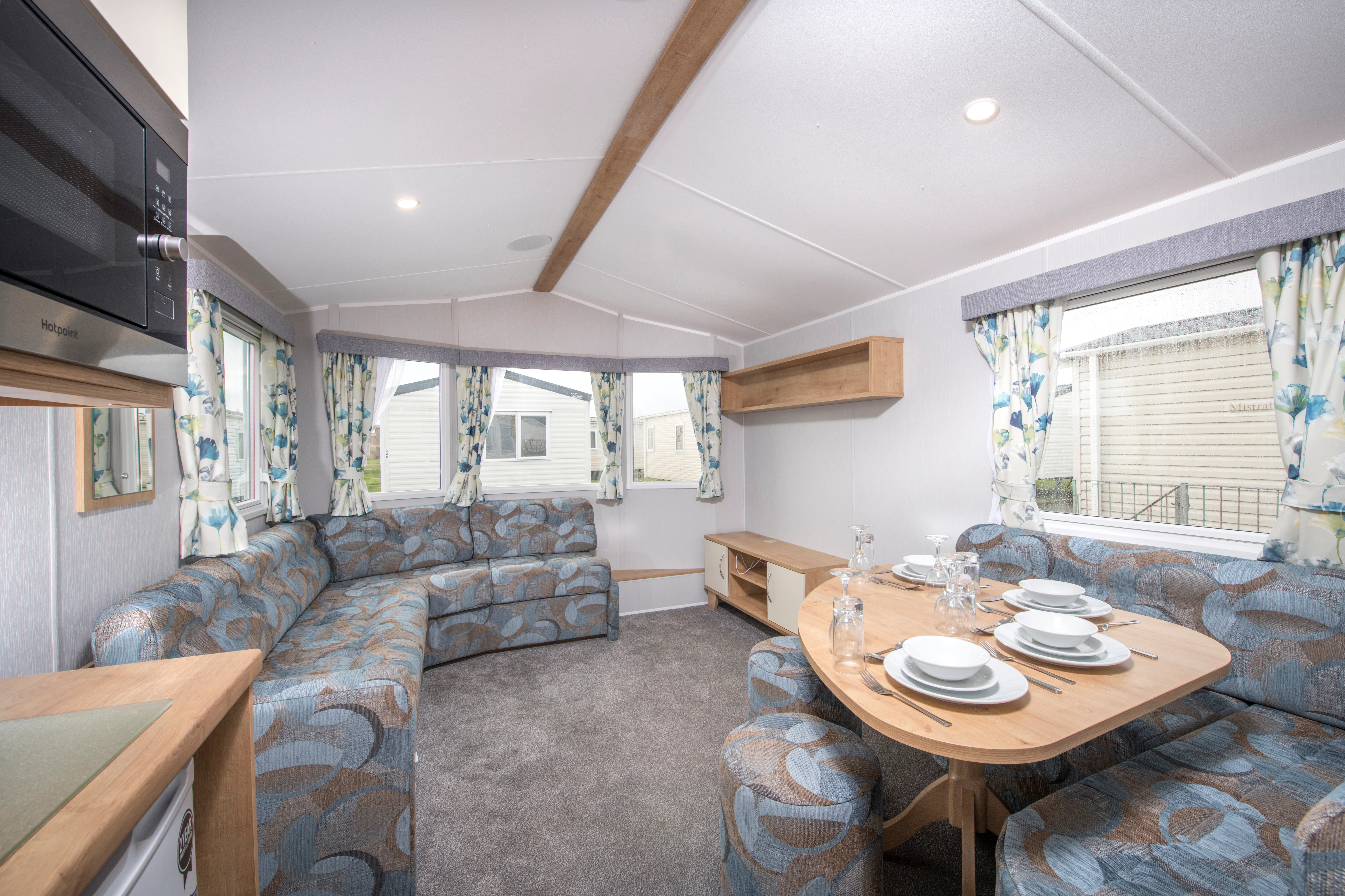 Lounge 3 Bed Gold 10' Caravan in Somerset