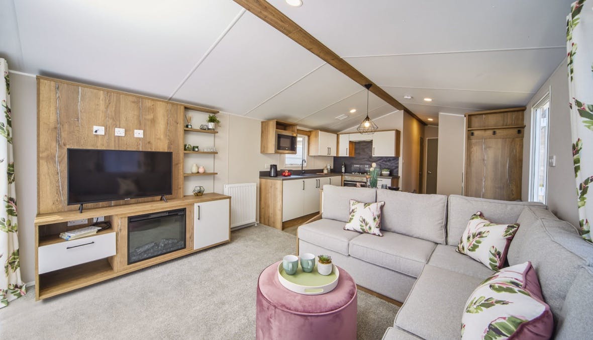 2 Bed Platinum Caravan Lodge ¦ St Ives Holiday Village