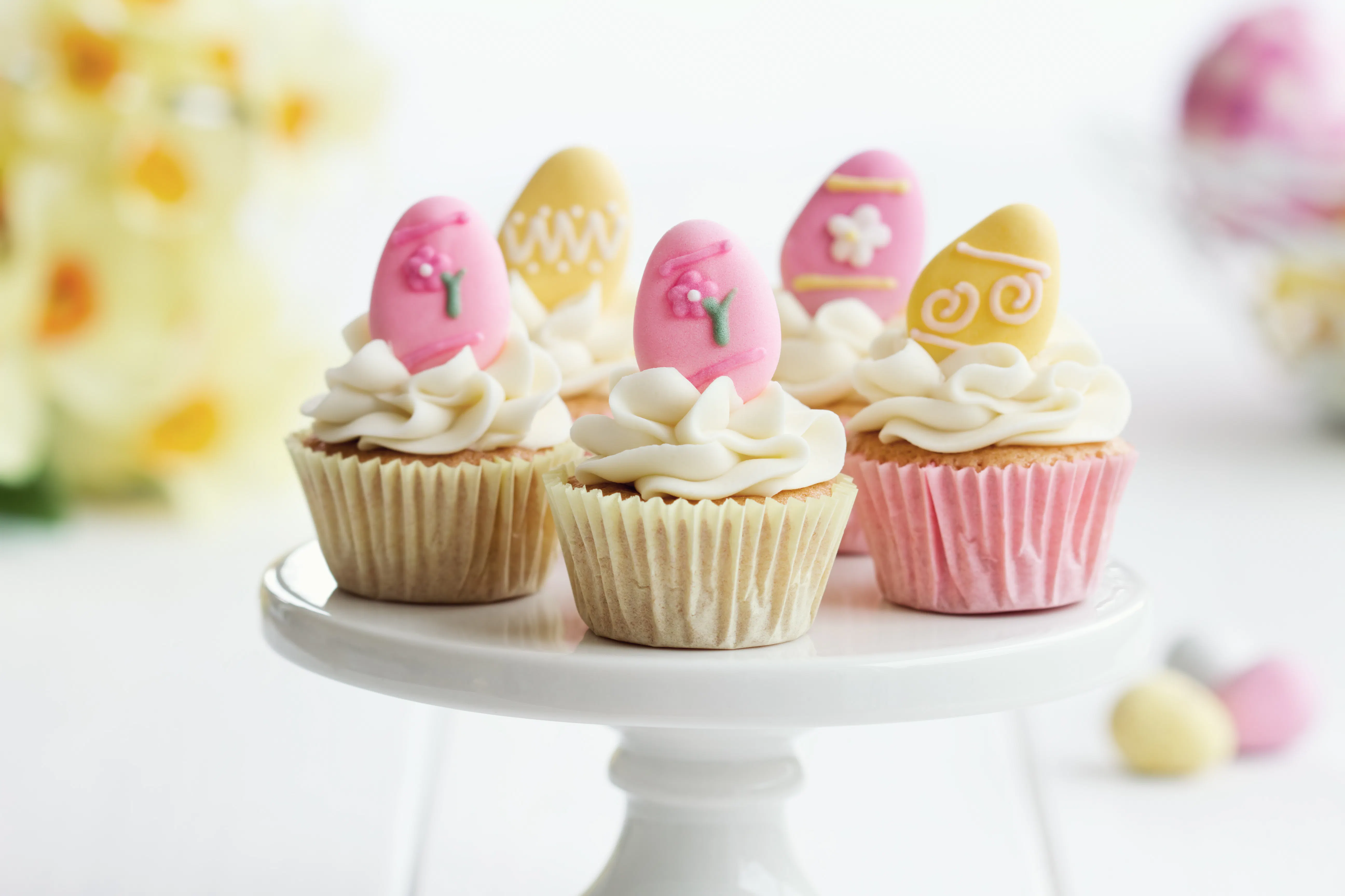 Easter Cupcake Decorating