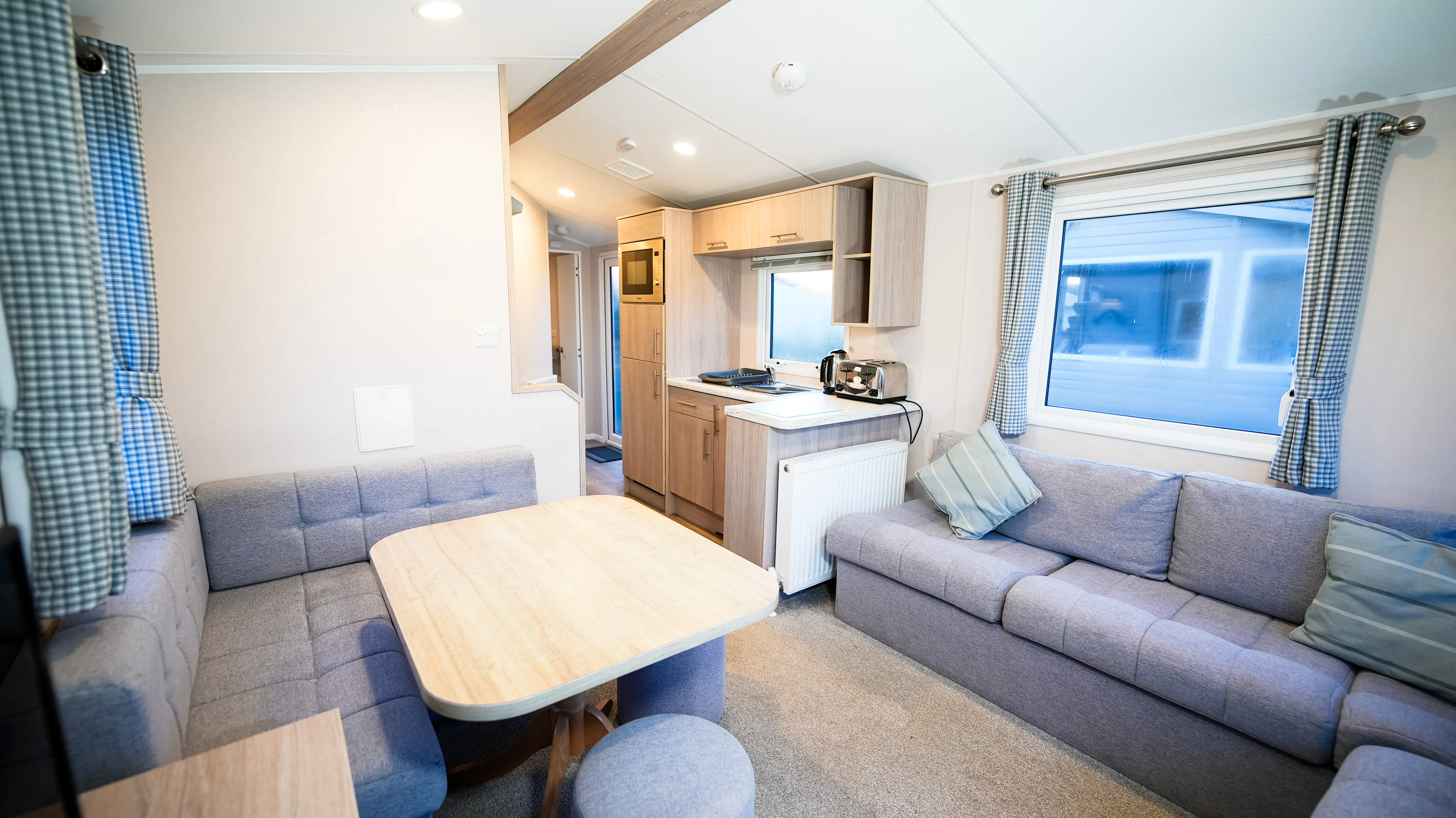 Dining Area ¦ gold pet friendly holiday caravan in Brean