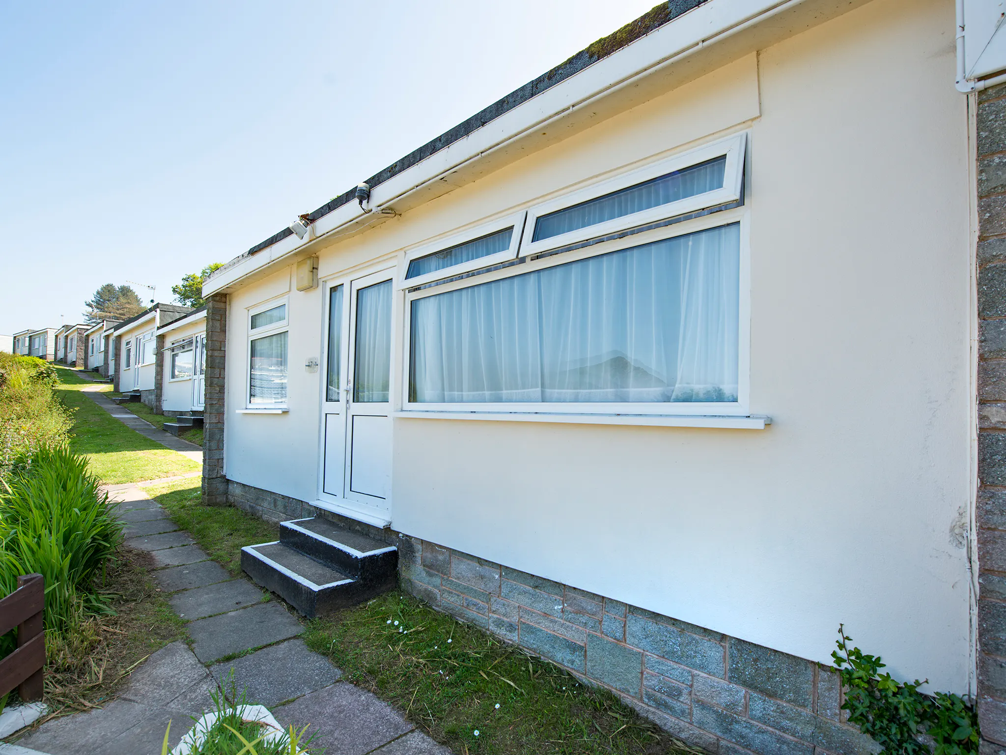 2 Bed Bronze Chalet Pet Friendly | Devon Holidays
