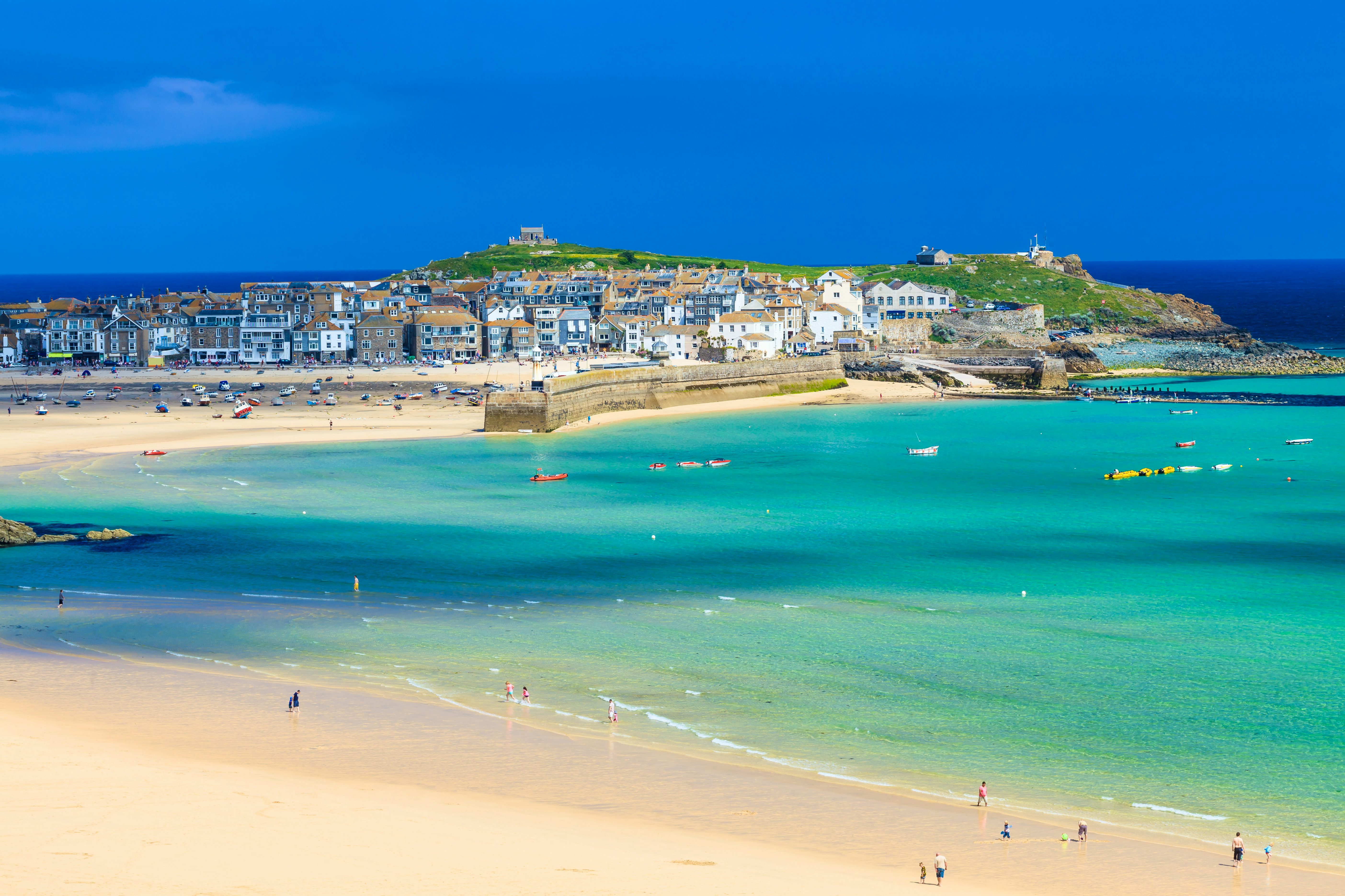 Caravan holiday St Ives. Family holiday Cornwall. Lodge holiday St Ives. Dog-friendly holiday parks.