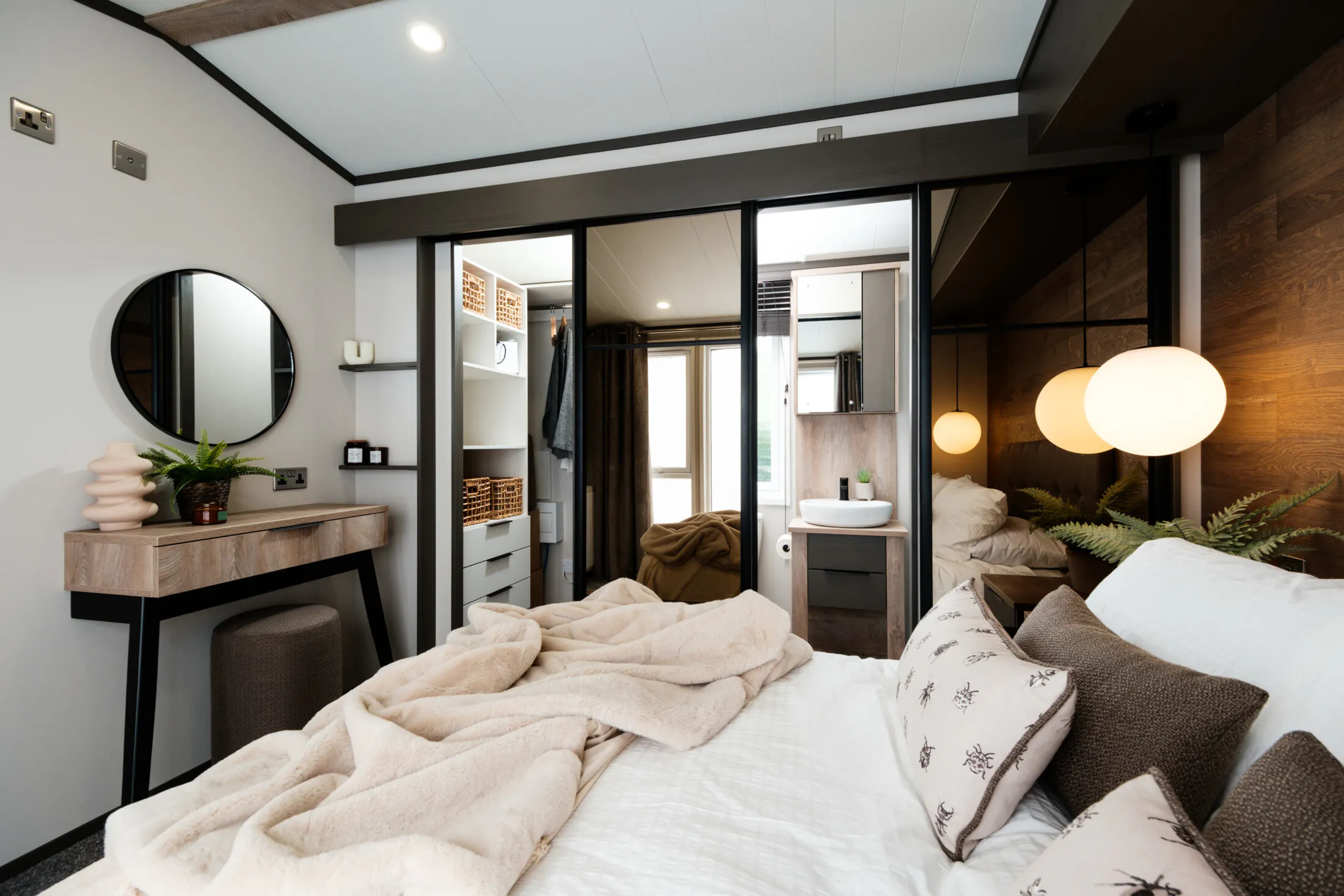 Ensuite