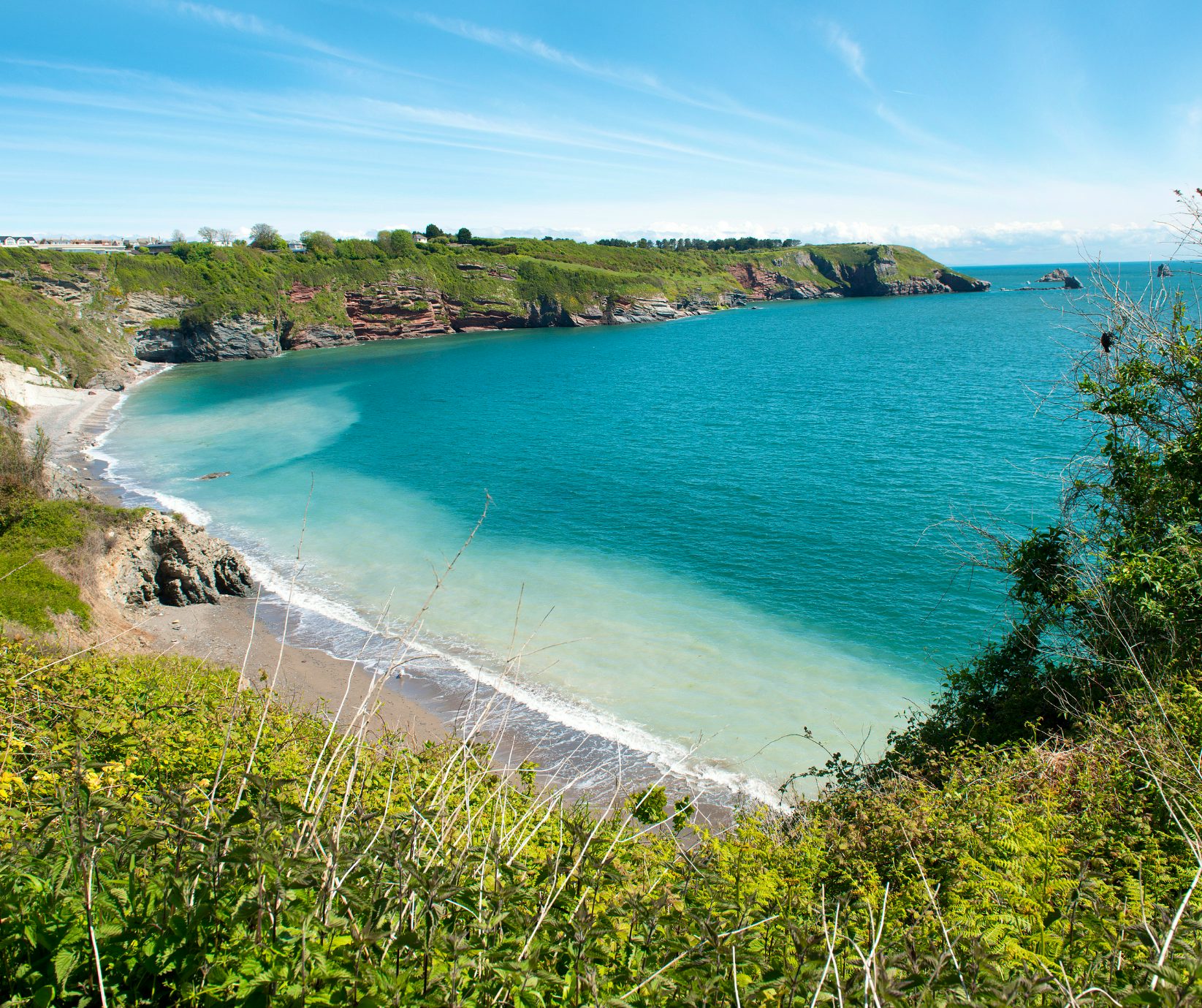 Holiday parks by the beach. Family holidays UK. Caravan parks. Hot tub holidays.