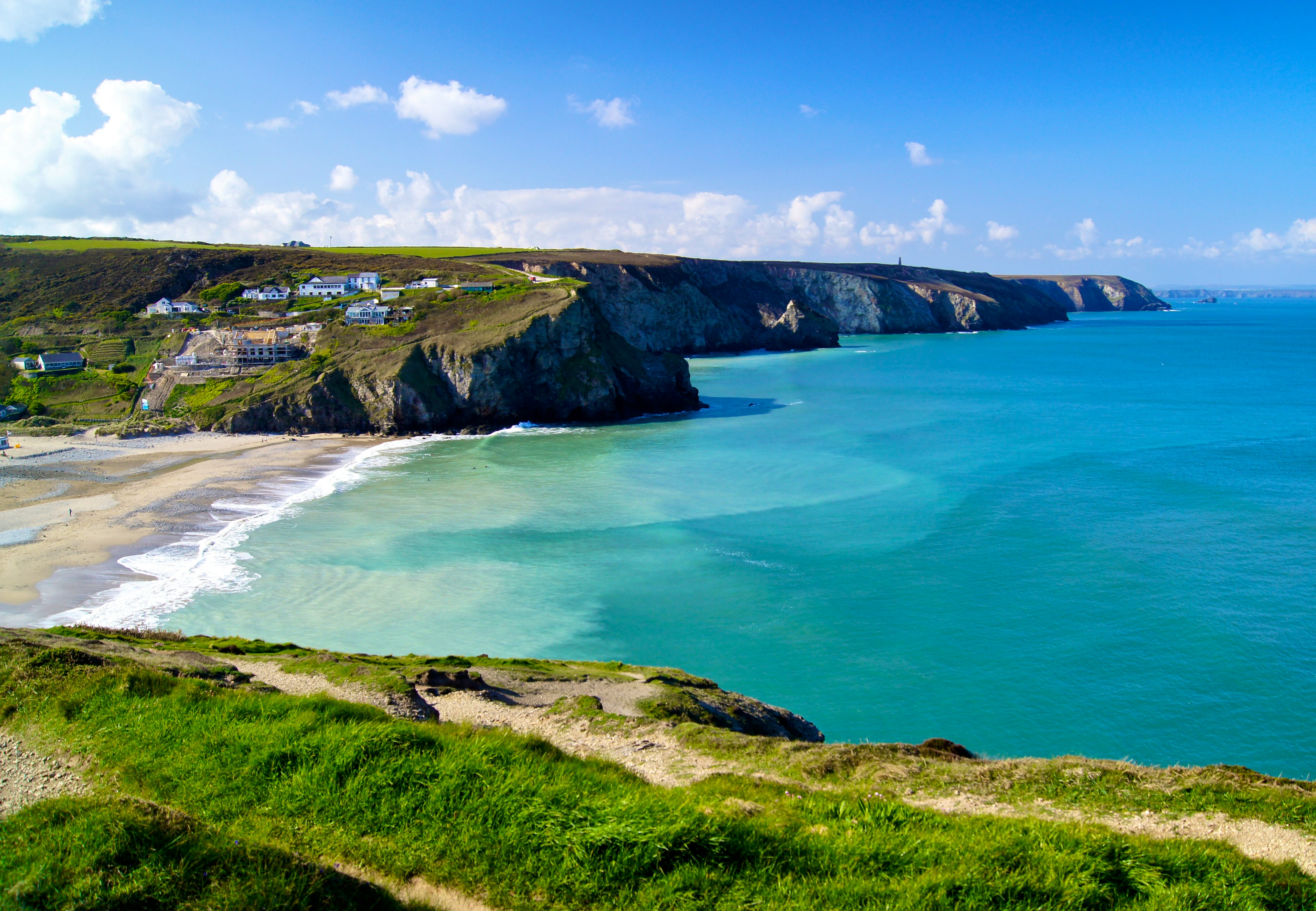Family beach holidays. Dog-friendly holidays. Blue flag beaches Cornwall. Blue flag beaches Devon.