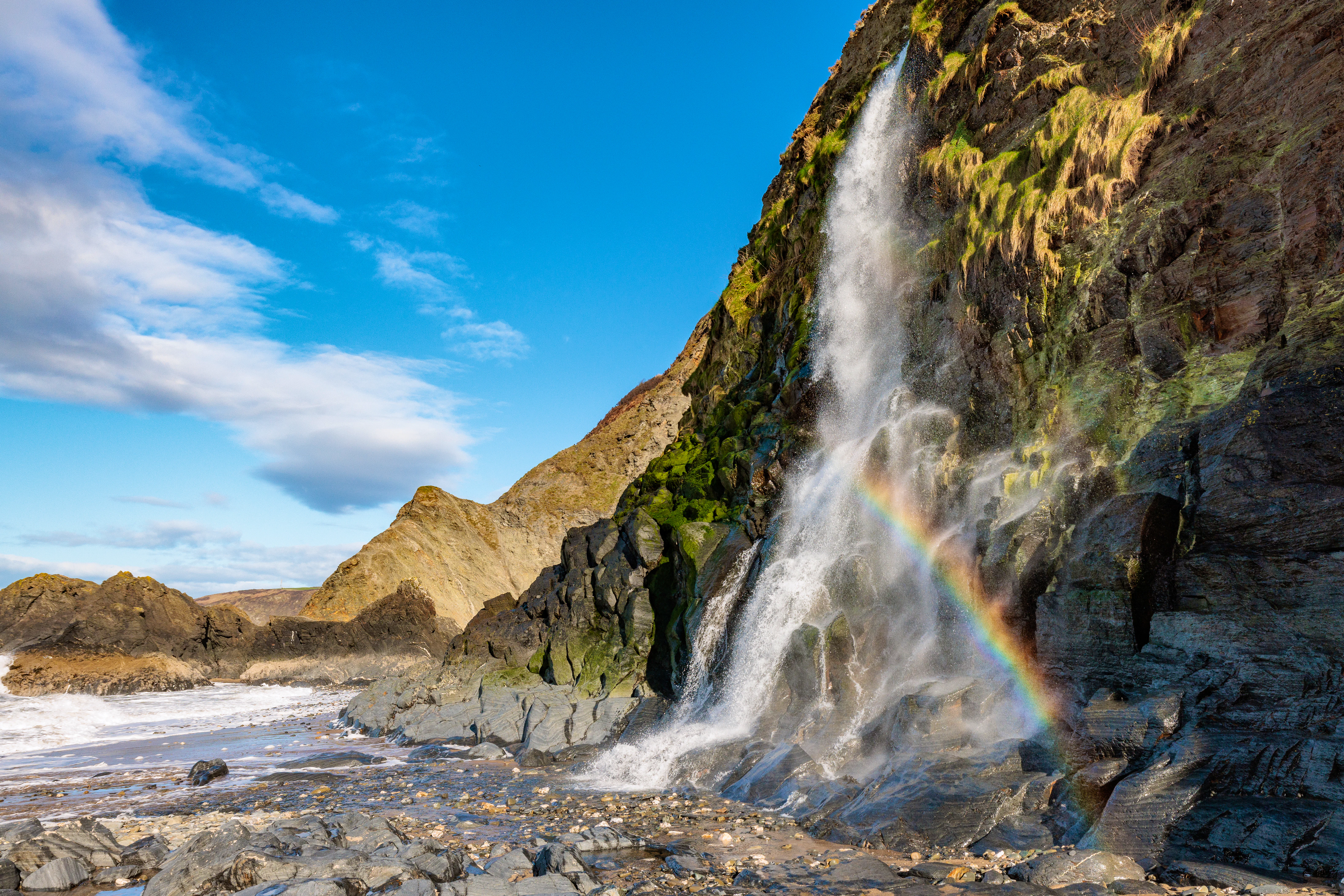 Family holidays Wales. Caravan parks in Wales. Hot tub lodges. Pet-friendly caravan parks.