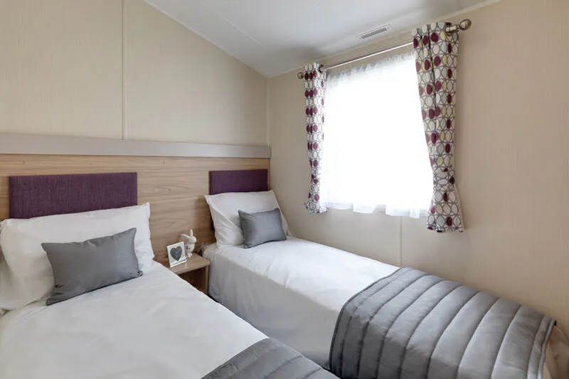Twin bedroom