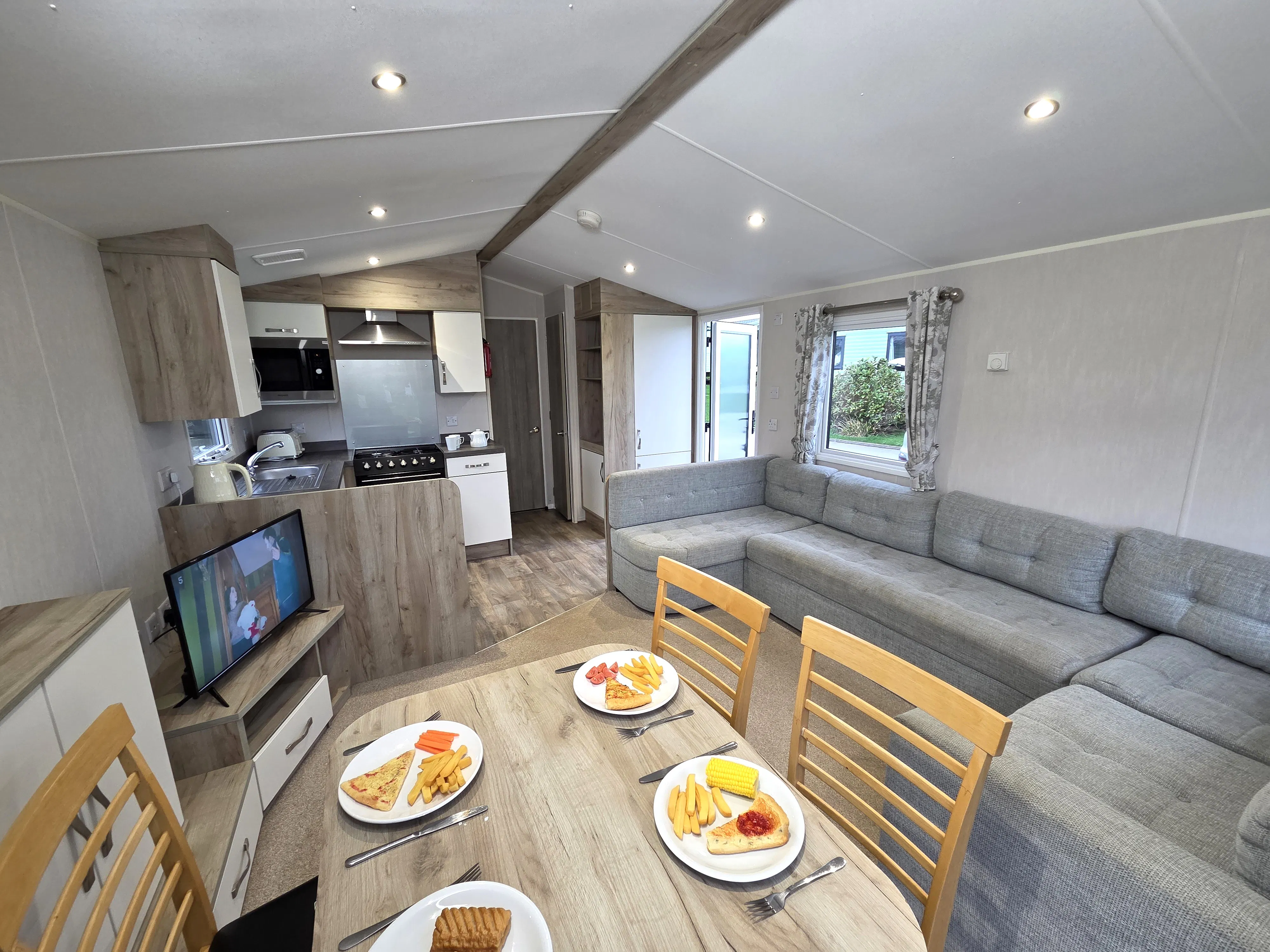 Ruda Holiday Park | Croyde | John Fowler | Accommodation | 2 Bedroom ...
