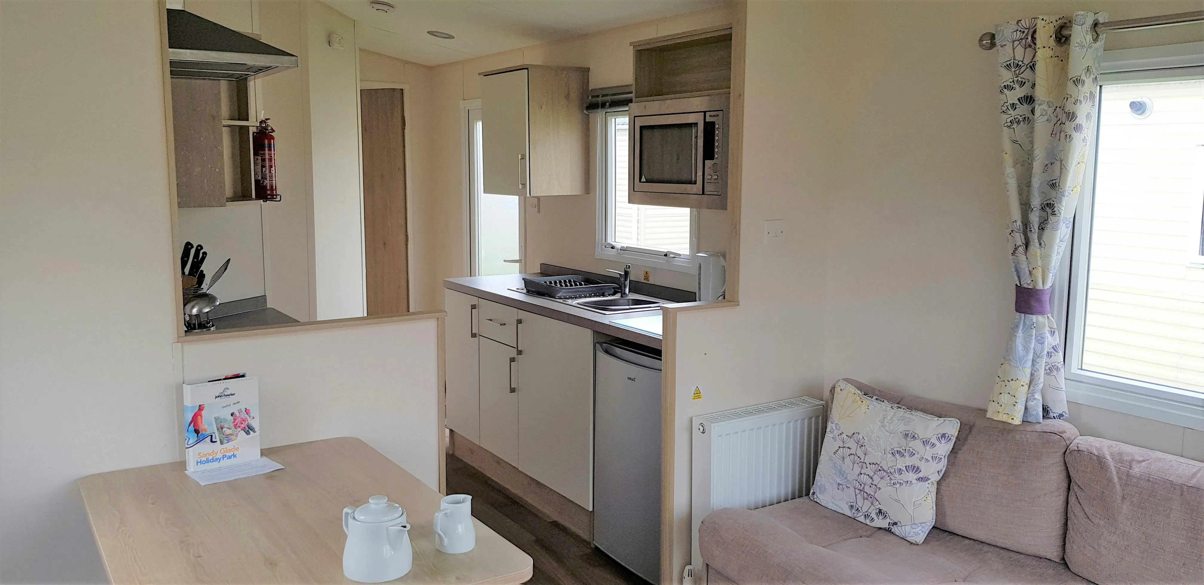 2 Bedroom Bronze 10' Caravan | Kitchen