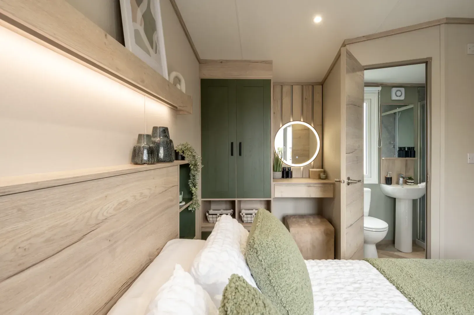 Ruda Holiday Park | Croyde | John Fowler | Accommodation | 2 Bedroom ...