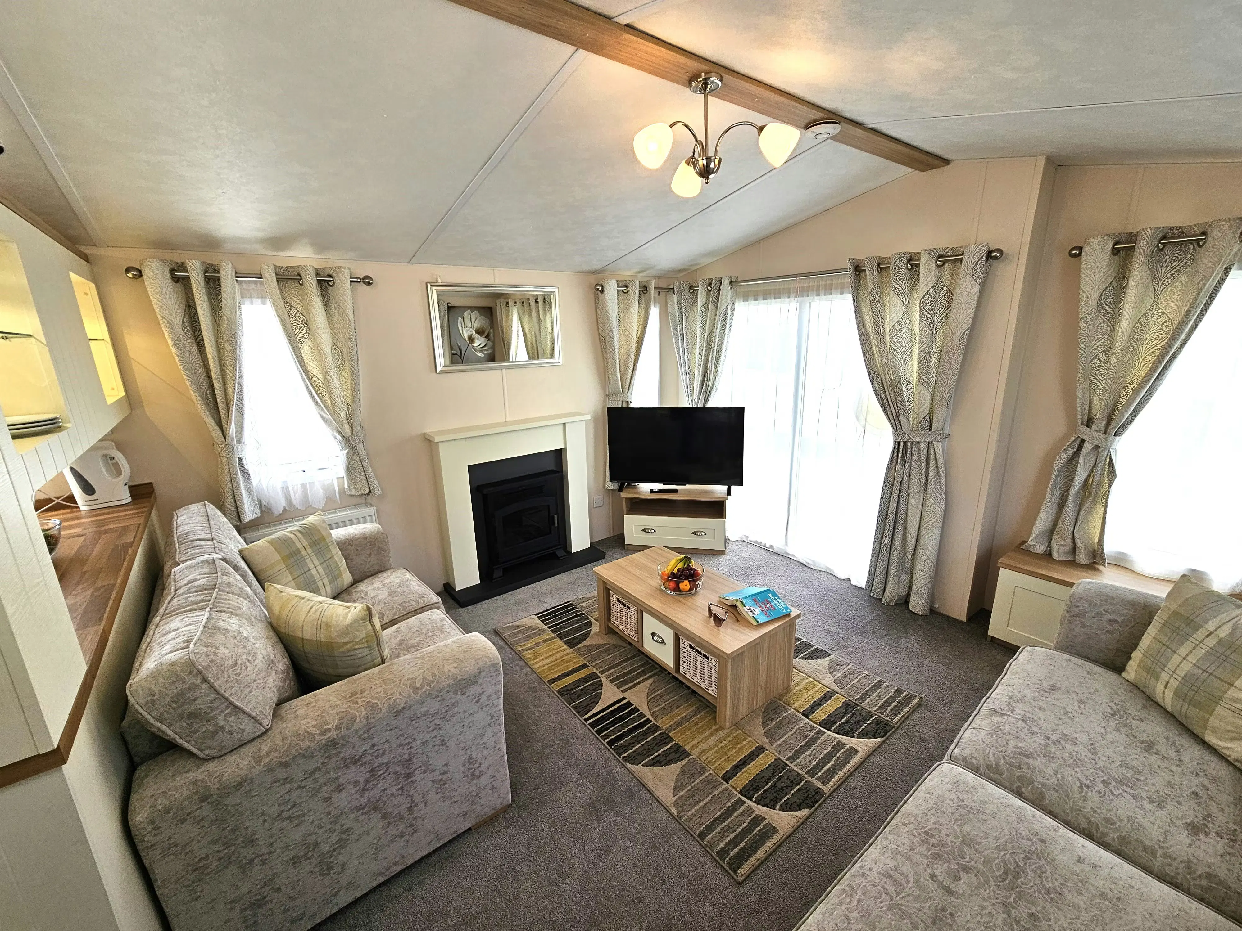 Lounge ¦ caravan with decking