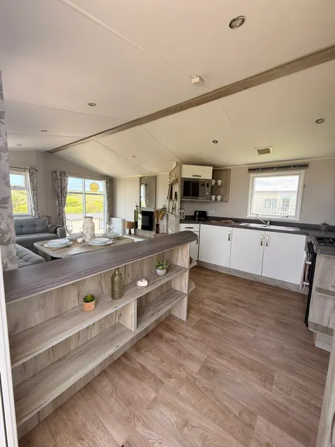Kitchen/lounge