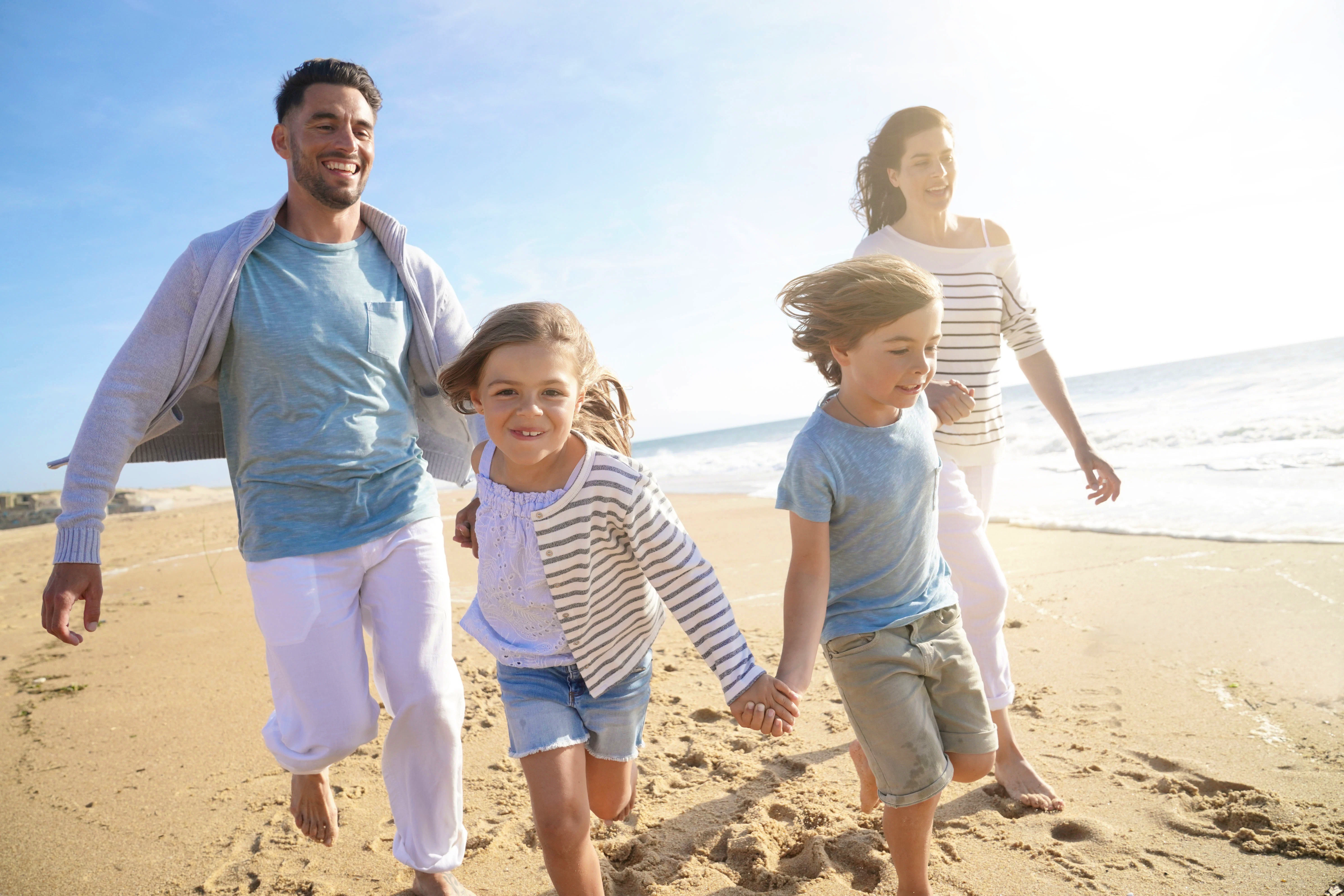 Summer holidays in Devon, Cornwall, Somerset and Wales. Family entertainment.